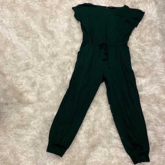 Please see details in pictures. Firm on price. - Picture 2 of 6